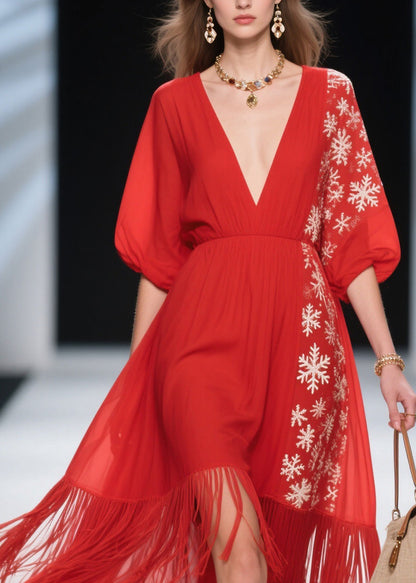 Beautifully Finished Dress in a Timeless Design
