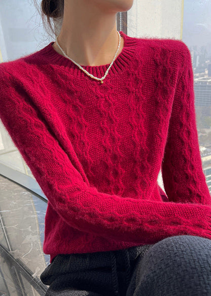 Effortlessly Elegant Sweater with a Timeless Design