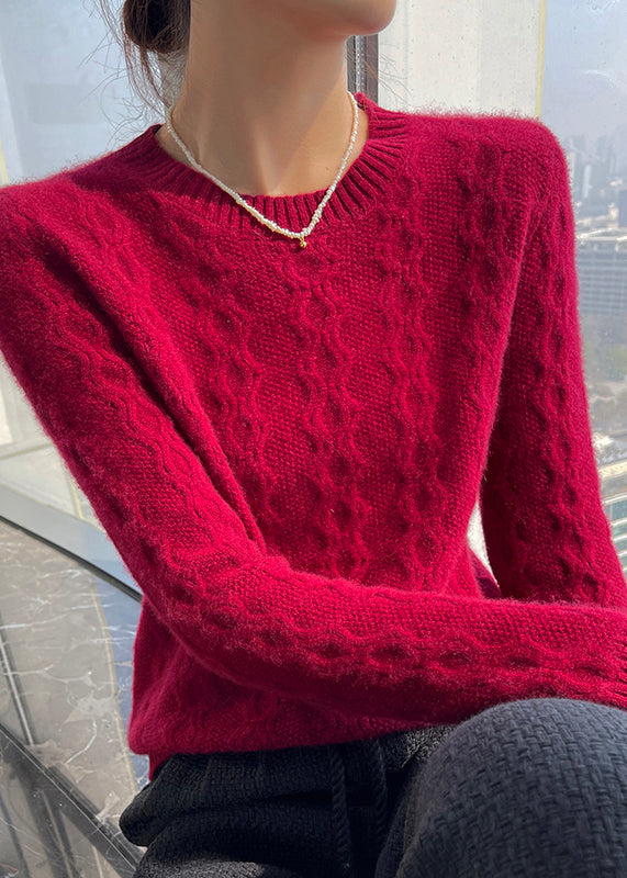 Effortlessly Elegant Sweater with a Timeless Design
