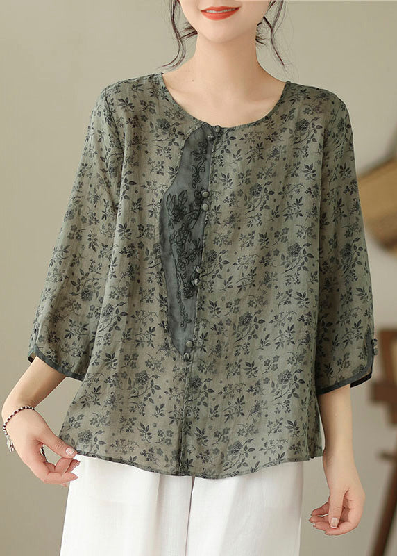 Beautifully Finished Shirt in a Timeless Design