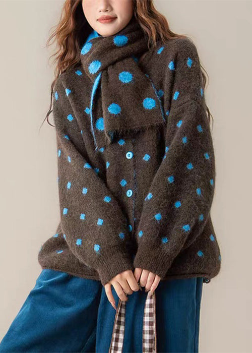 Gracefully Styled Coat for Any Occasion
