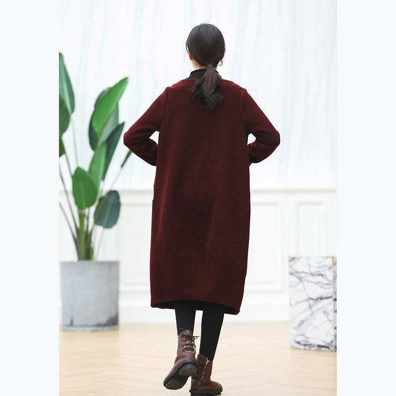 Classic Vintage Sweater with a Flattering Fit