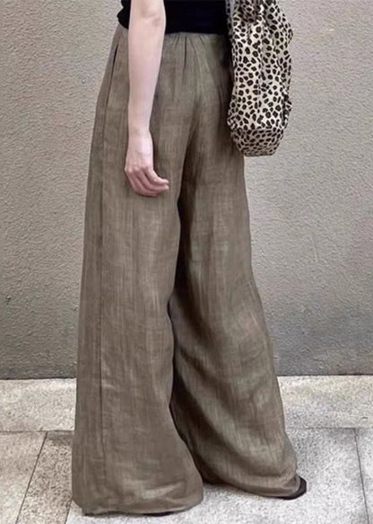 Effortlessly Elegant Pants with a Timeless Design