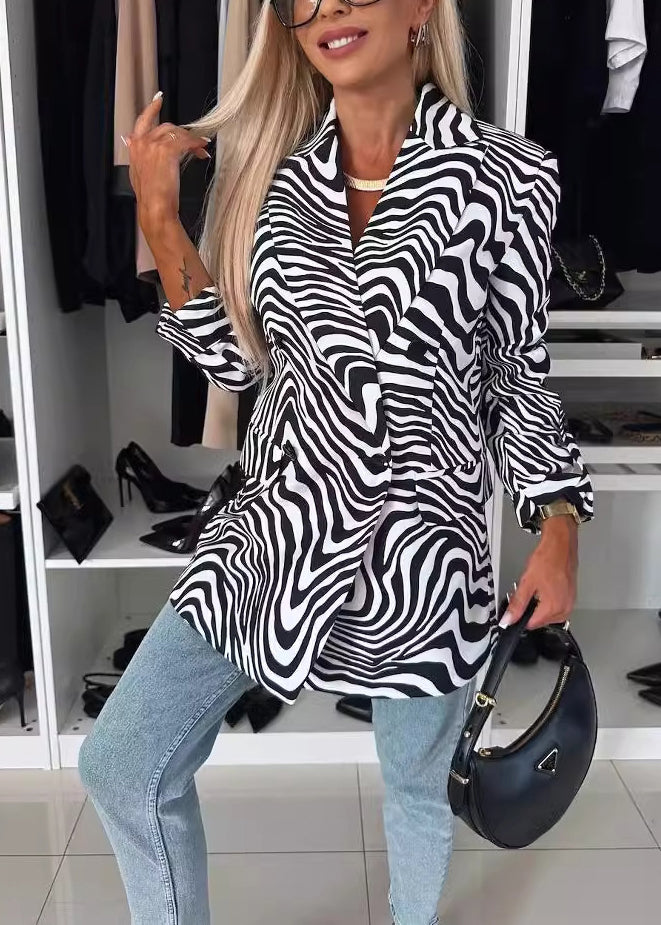 Classic Vintage Coat with a Flattering Fit