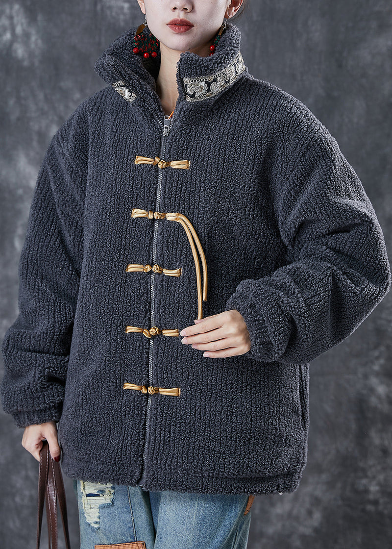Beautifully Finished Coat in a Timeless Design
