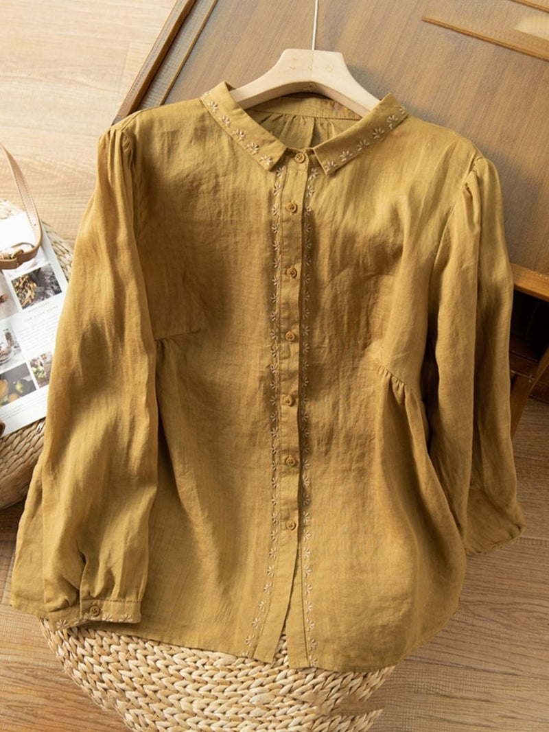 Classic Vintage Shirt with a Flattering Fit