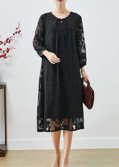Effortlessly Elegant Dress with a Timeless Design