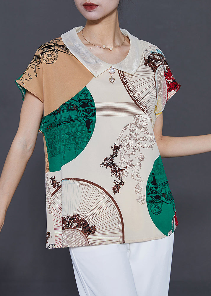 Well Tailored Blouse with a Graceful Silhouette