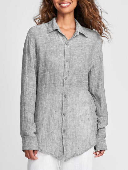 Classic Vintage Shirt with a Flattering Fit