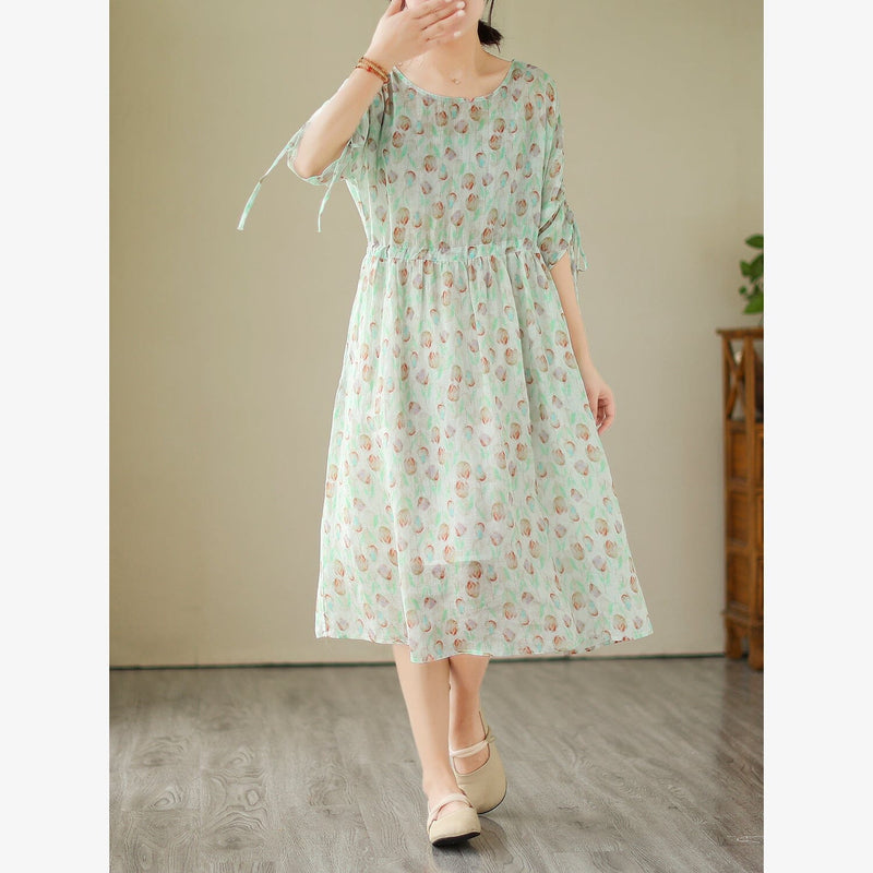 Effortlessly Elegant Dress with a Timeless Design