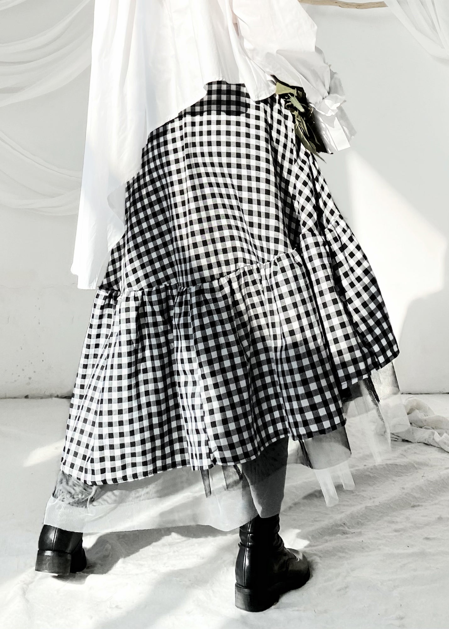 Well Tailored Garment with a Graceful Silhouette