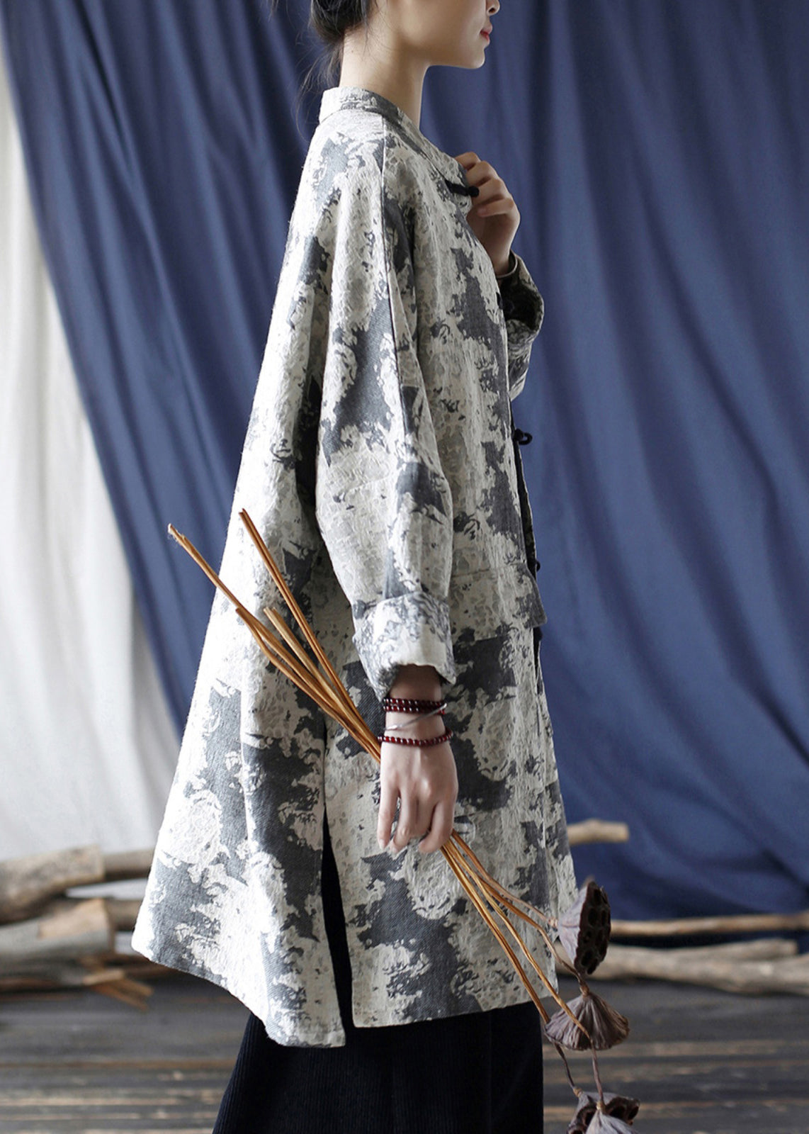 Beautifully Finished Coat in a Timeless Design