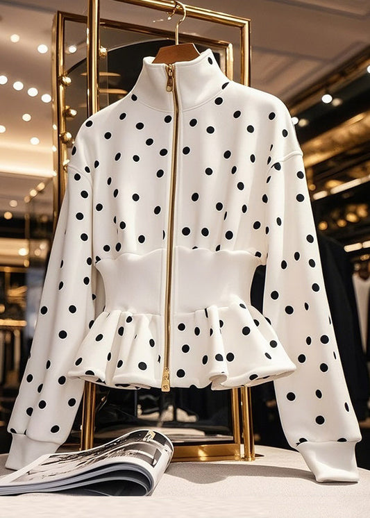 Gracefully Styled Coat for Any Occasion