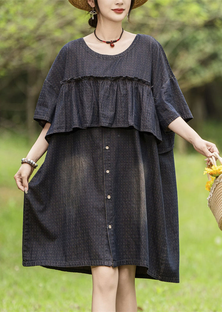 Classic Vintage Dress with a Flattering Fit