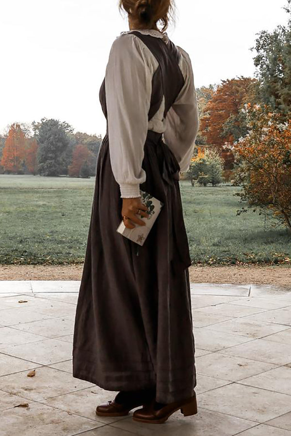 Classic Vintage & Enduringly Stylish Dress