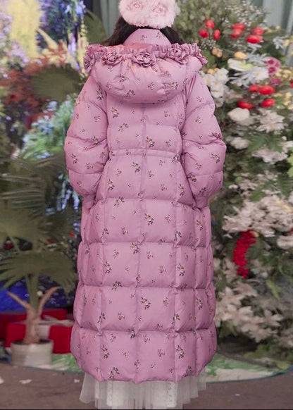 Beautifully Finished Coat in a Timeless Design