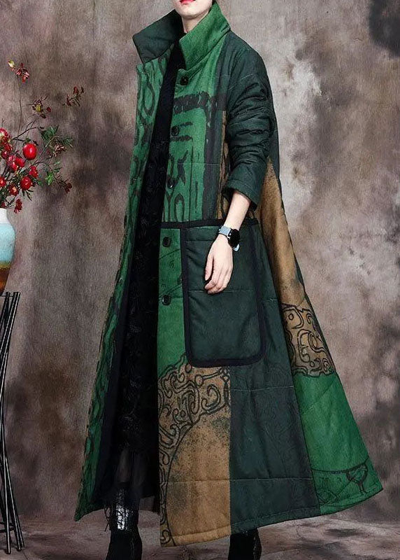 Classic Vintage Coat with a Flattering Fit