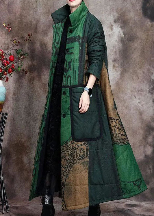 Classic Vintage Coat with a Flattering Fit