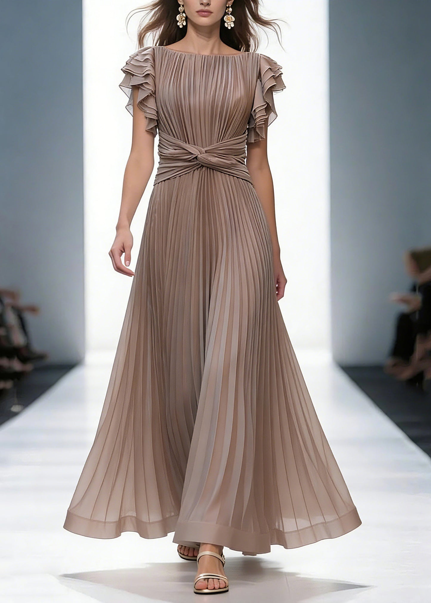 Beautifully Finished Dress in a Timeless Design