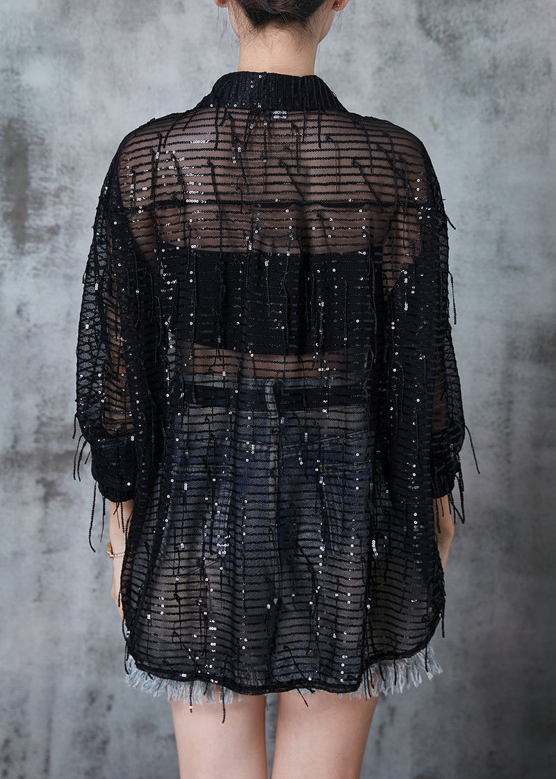 Well Tailored Top with a Graceful Silhouette