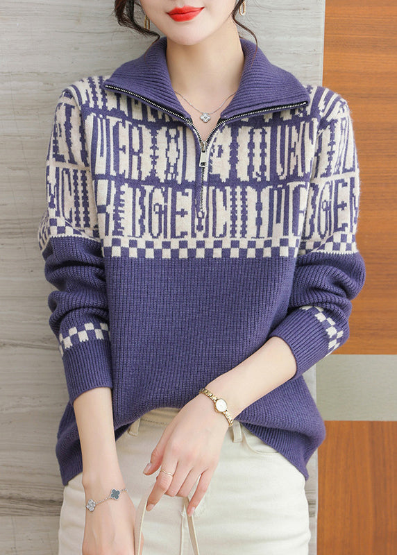 Classic Vintage Sweater with a Flattering Fit
