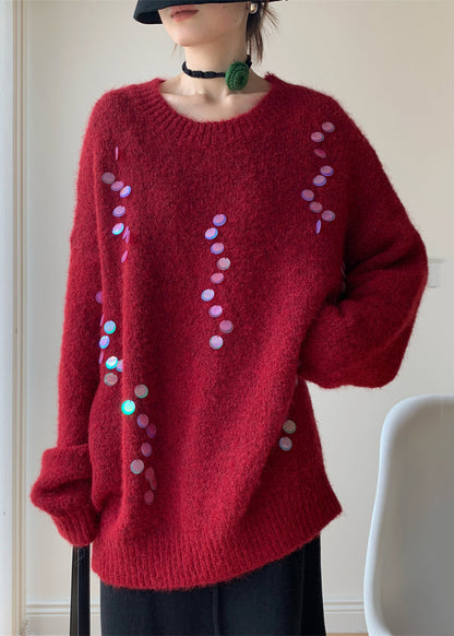Well Tailored Sweater with a Graceful Silhouette