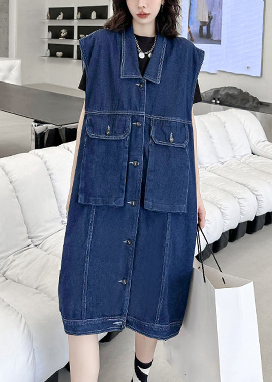Classic Vintage Coat with a Flattering Fit