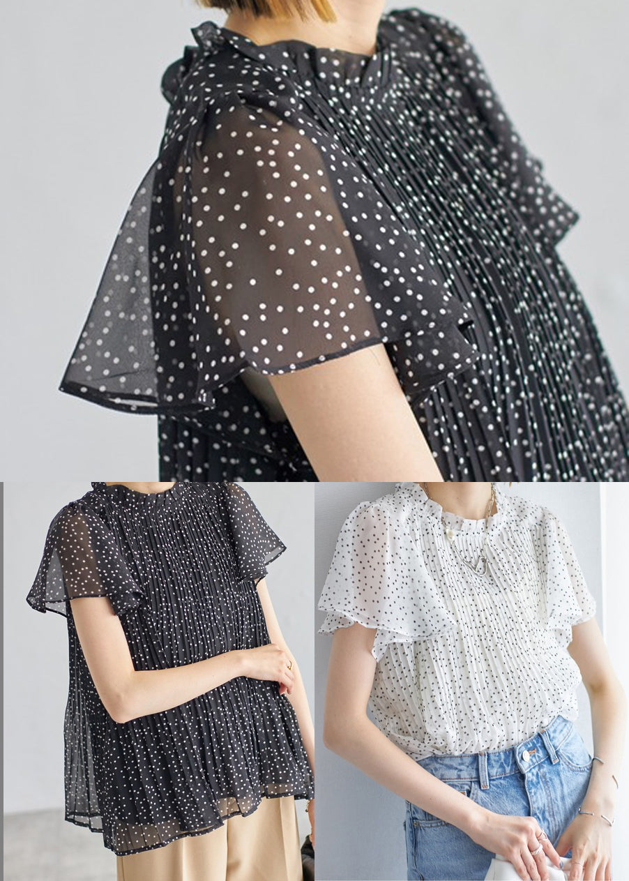 Well Tailored Top with a Graceful Silhouette