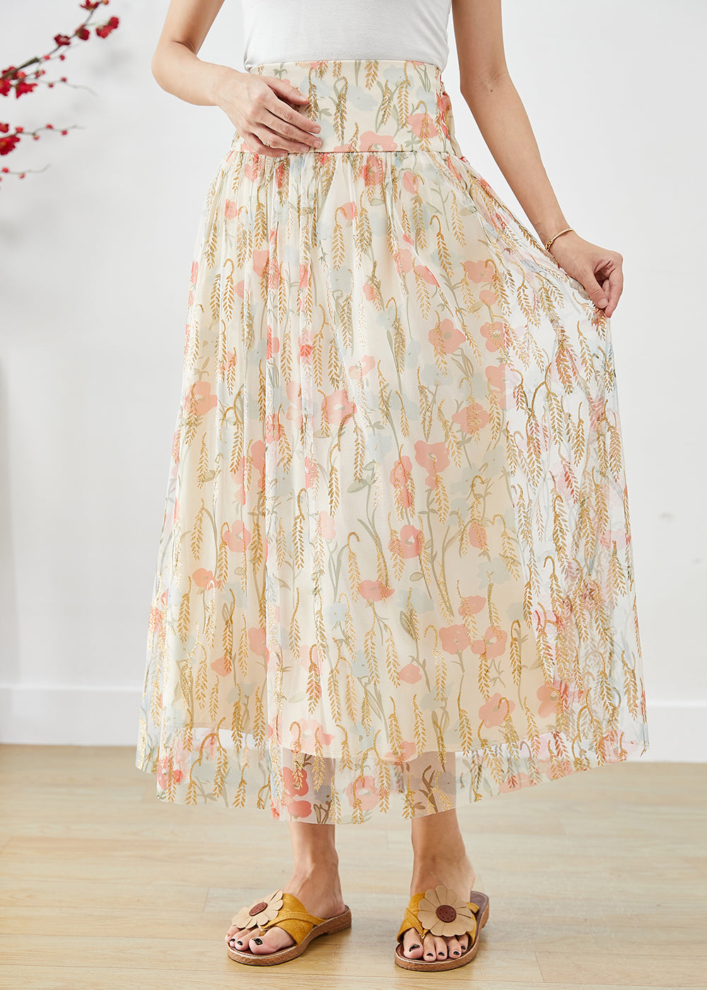 Gracefully Styled Garment for Any Occasion