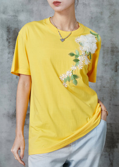 Sophisticated Garment with a Clean Classic Look