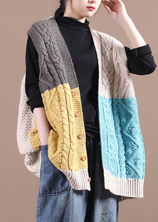 Well Tailored Coat with a Graceful Silhouette