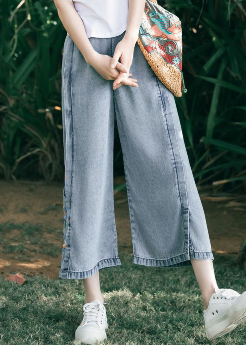 Classic Vintage Pants with a Flattering Fit