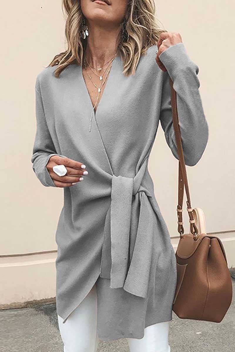Classic Vintage Cardigan with a Flattering Fit