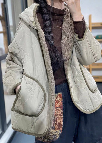 Beautifully Finished Coat in a Timeless Design