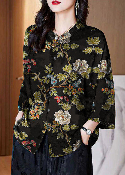 A Vintage Style Blouse with Delicate Timeless Details