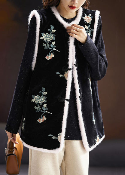 Gracefully Styled Coat for Any Occasion