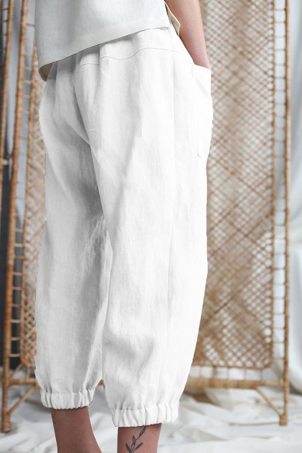 Elegantly Styled Pants for Everyday Wear