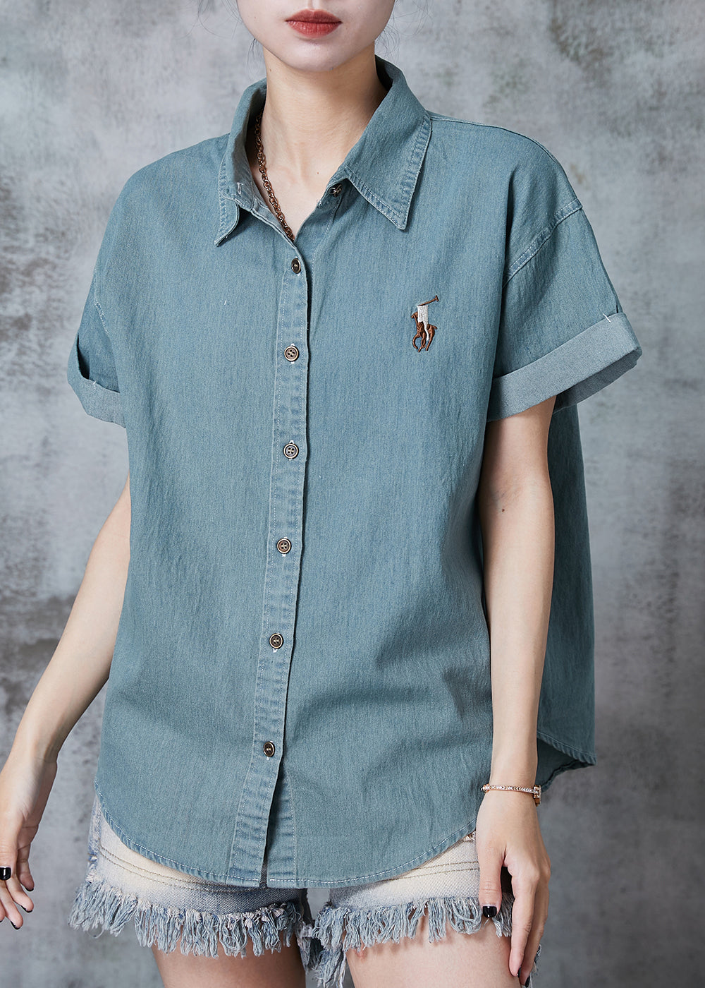 Gracefully Styled Shirt for Any Occasion