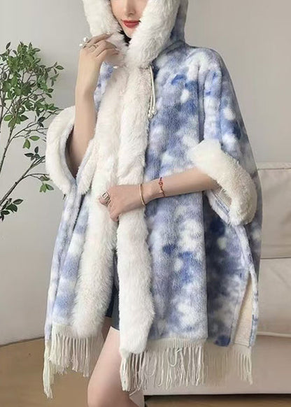 Well Tailored Coat with a Graceful Silhouette