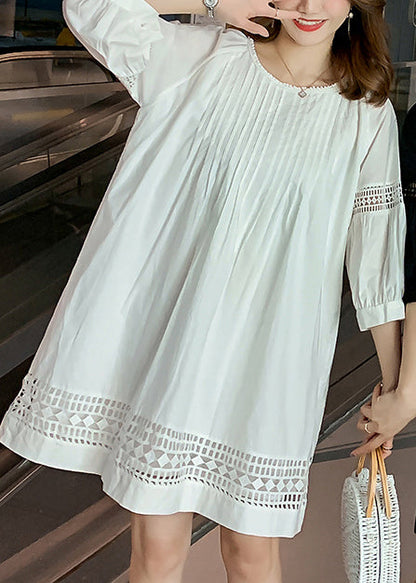 Beautifully Finished Dress in a Timeless Design