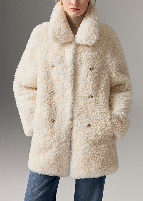 Classic Vintage & Enduringly Stylish Coat