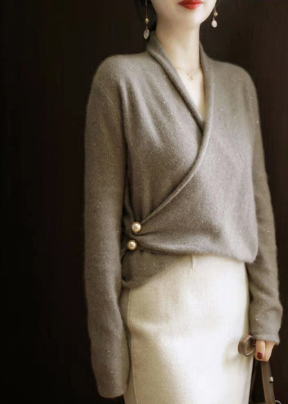 Beautifully Finished Sweater in a Timeless Design