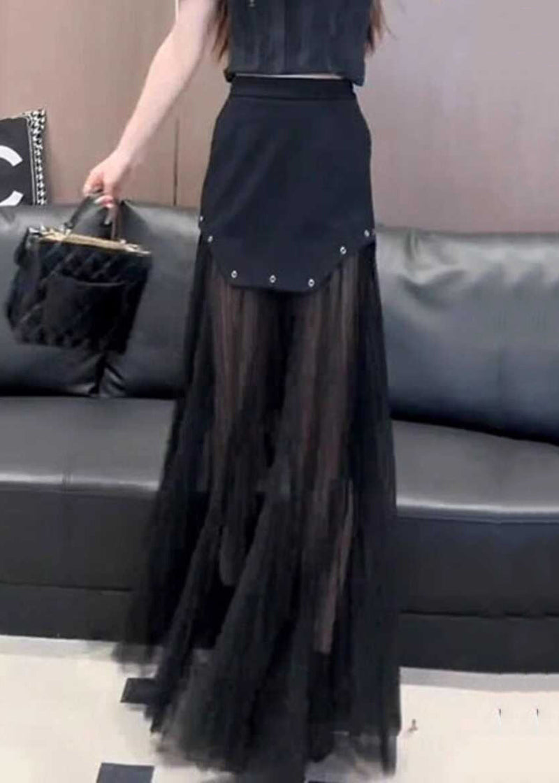 Effortlessly Elegant Garment with a Timeless Design