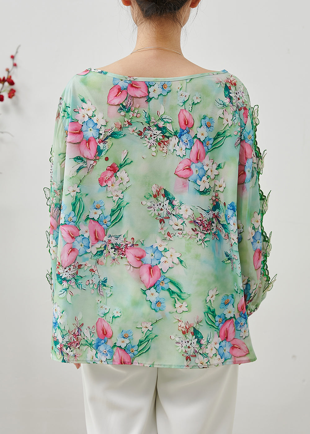 Effortlessly Elegant Shirt with a Timeless Design