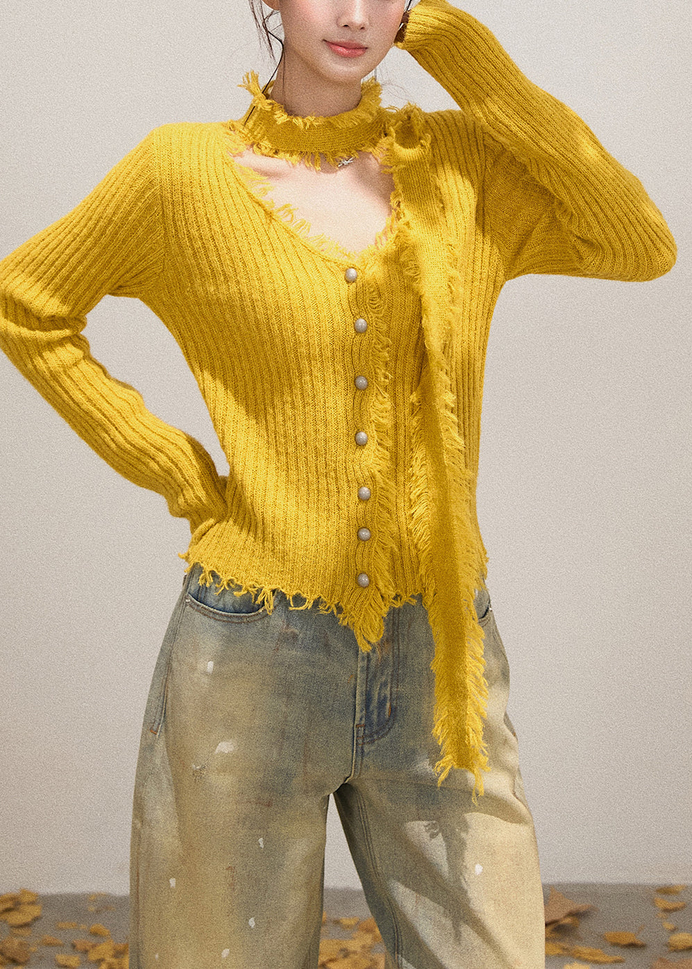 Well Tailored Top with a Graceful Silhouette