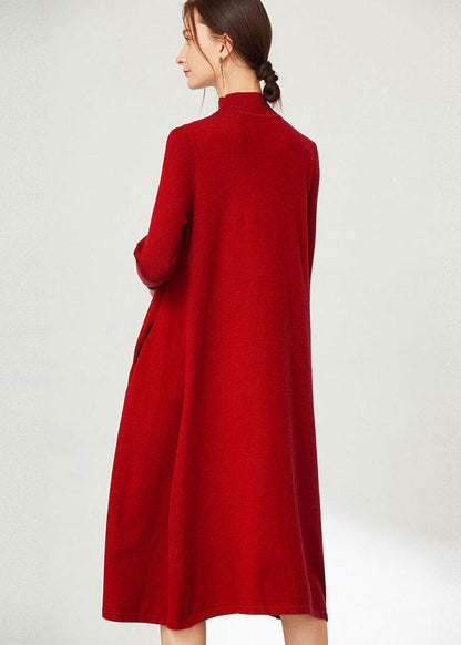Classic Vintage Sweater with a Flattering Fit