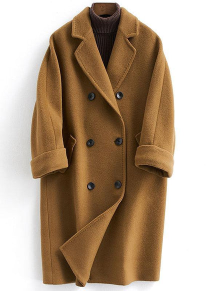 Sophisticated Coat with a Clean Classic Look