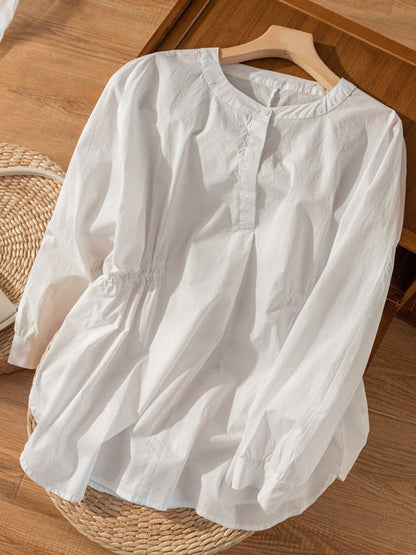 Sophisticated Blouse with a Clean Classic Look