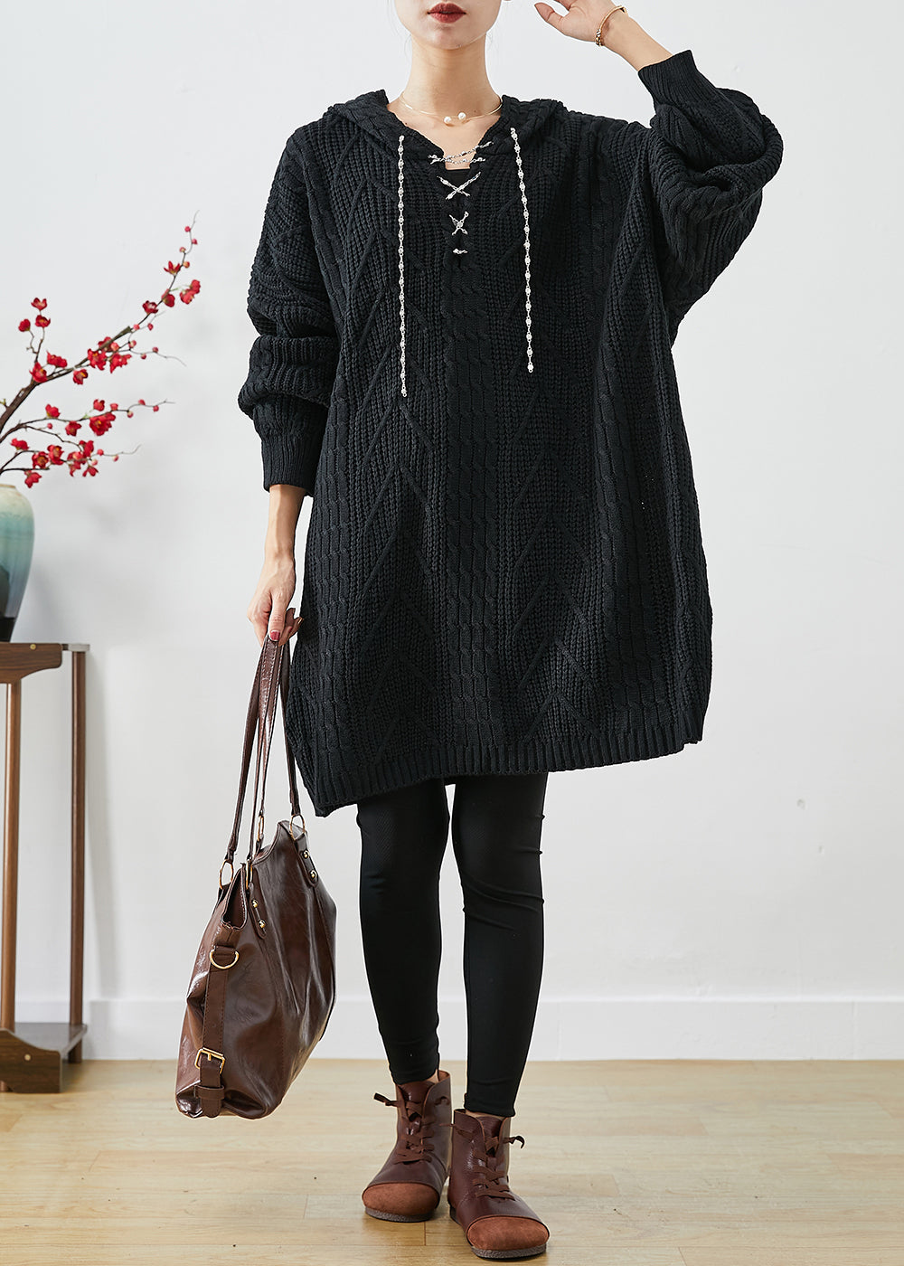 Effortlessly Elegant Sweater with a Timeless Design