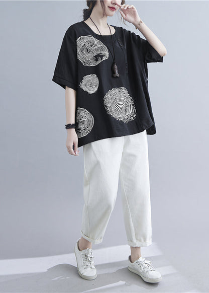 Well Tailored Top with a Graceful Silhouette